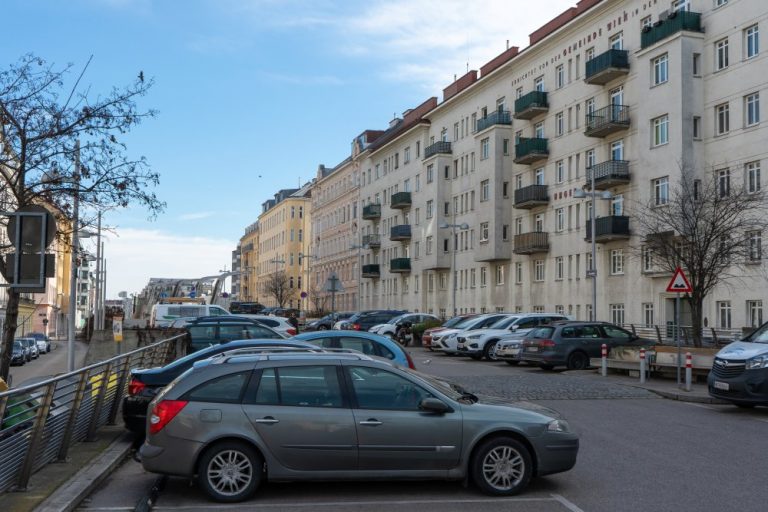 Parkplatz, Gemeindebau, Fasanviertel