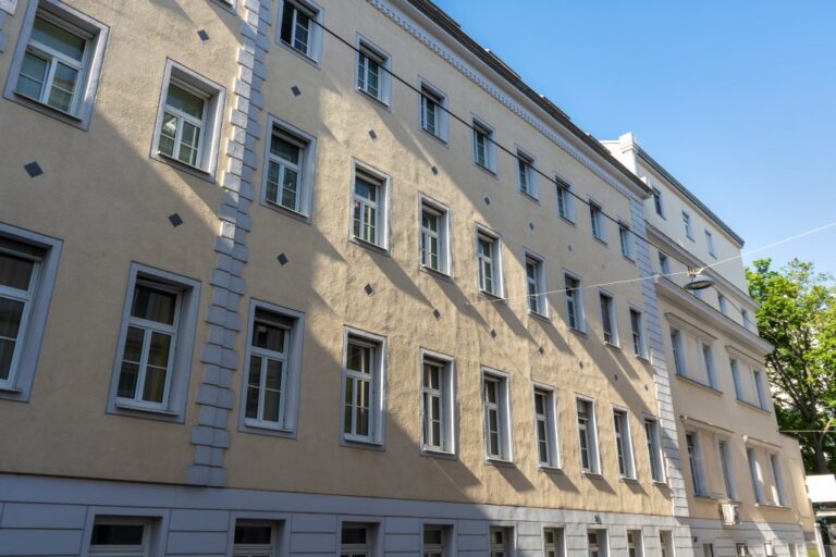 Altbauten in Wien-Josefstadt, Privatklinik Confraternität