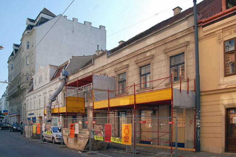 Gerüst, Baustelle, Biedermeierhaus